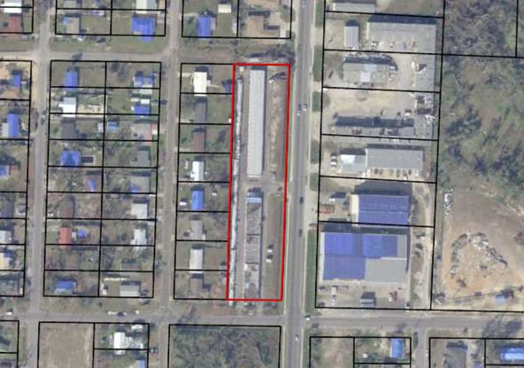 Frankfort Storage: 1717 Frankford Ave, Panama City, FL 32405